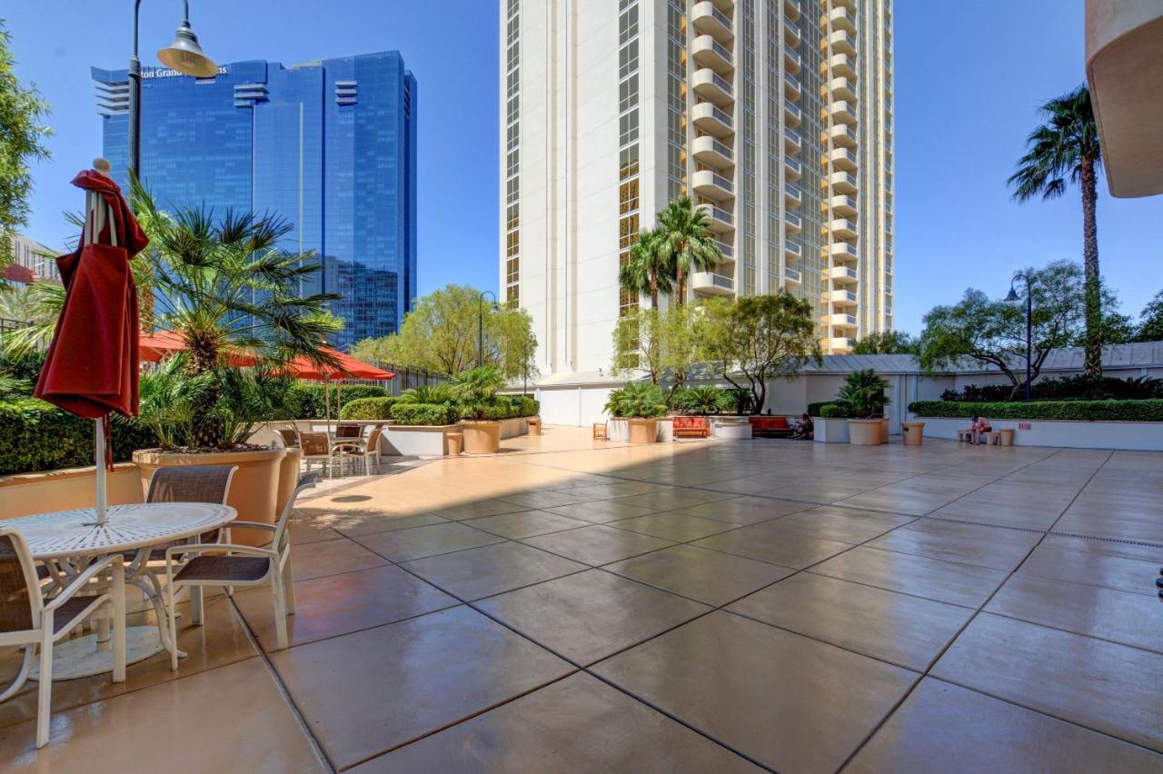 Mgm Signature-22-707 F1 Track & Strip View Balcony 拉斯维加斯 外观 照片